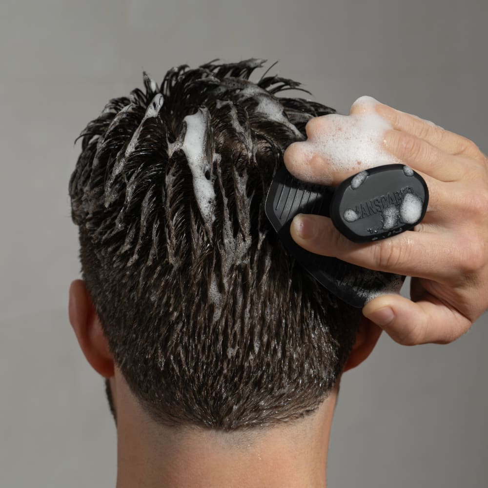 site-assets/strapi-assets/the-scalp-buffer/buy-box_carousel_incontext_5_2400