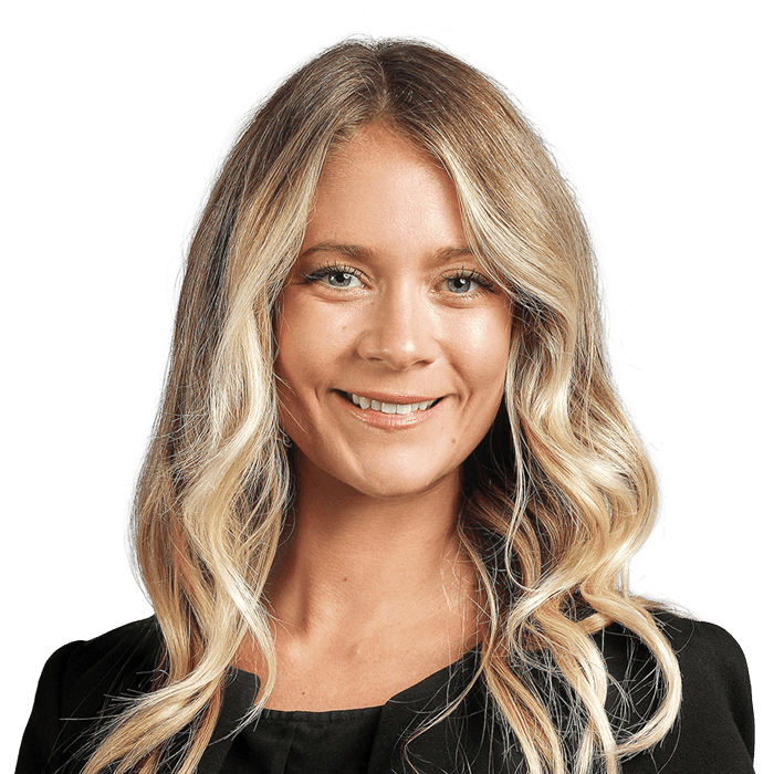 Leadership_Team_Stephanie-Hinze-1 1.png