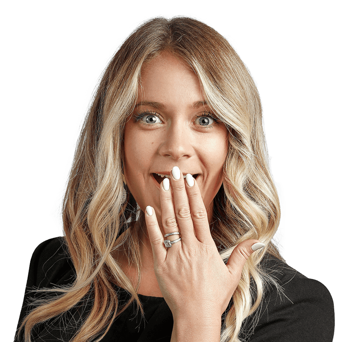 Leadership_Team_Stephanie-Hinze-1 1.png
